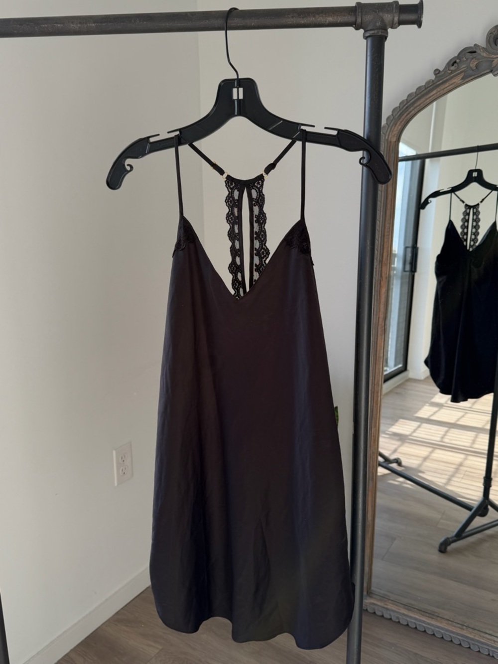 Flora Nikrooz Black Lace-Trim Slip Top